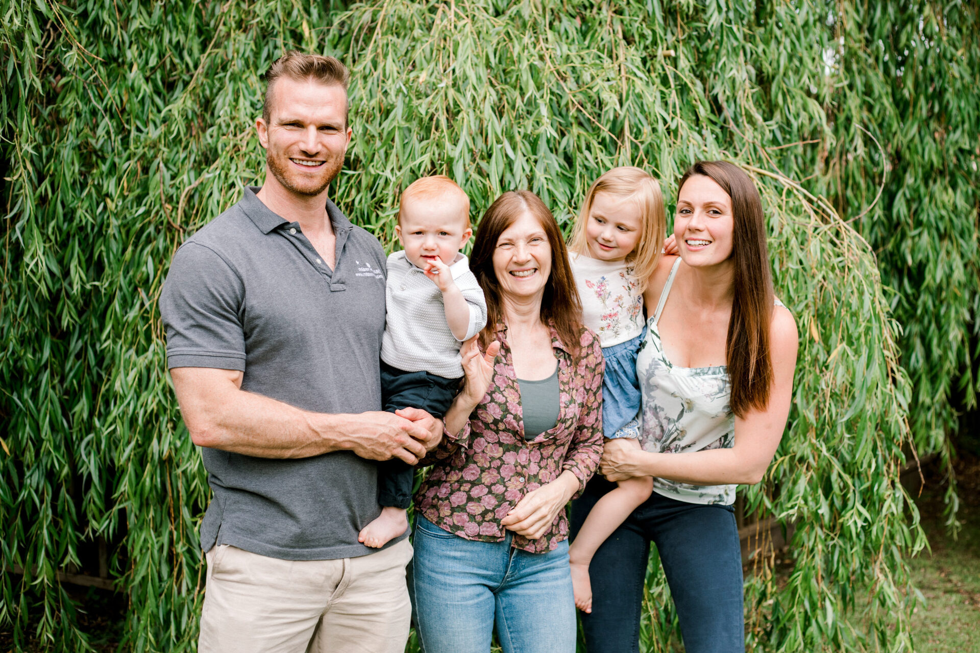 Photo illustrating the modern food environment and the need for a protective home food culture